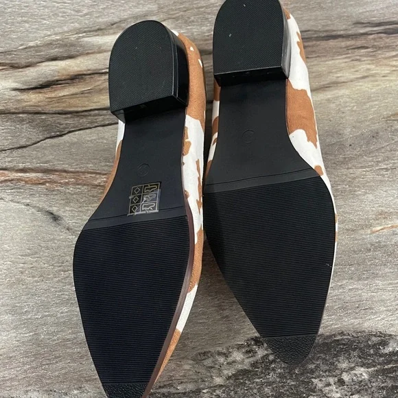 Brown and White Patterned Loafers - Picture 3 of 6